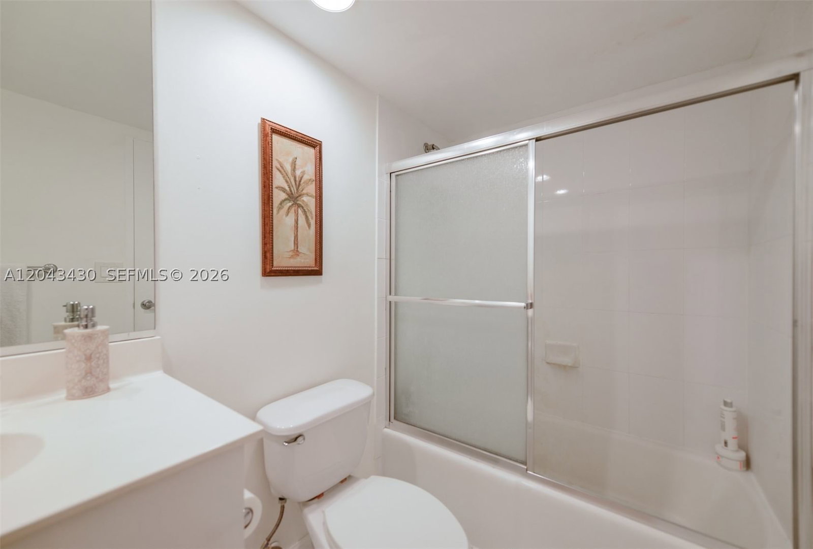 Real estate property located at 3000 Ocean Dr #514, Broward, Residences On Hollywood B, Hollywood, FL