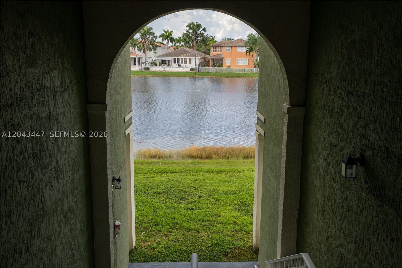 Real estate property located at 11101 83rd St #201, Miami-dade, Promenade Shores At Doral, Doral, FL