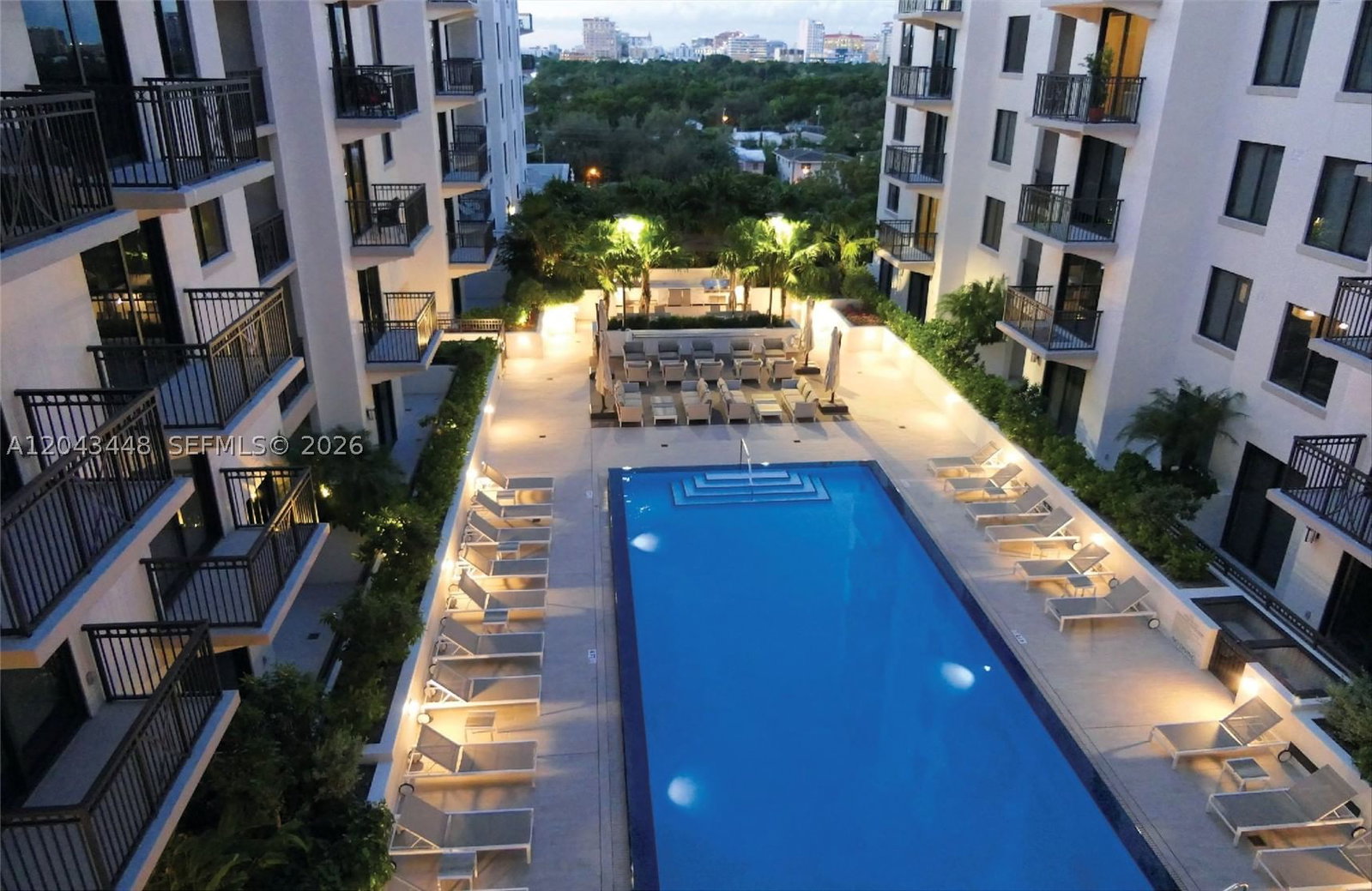 Real estate property located at 301 Altara Ave UPH1005, Miami-dade, Merrick Manor Condo, Coral Gables, FL