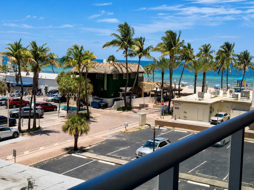 Real estate property located at 777 Ocean Dr N302, Broward, Costa Hollywood Condo, Hollywood, FL