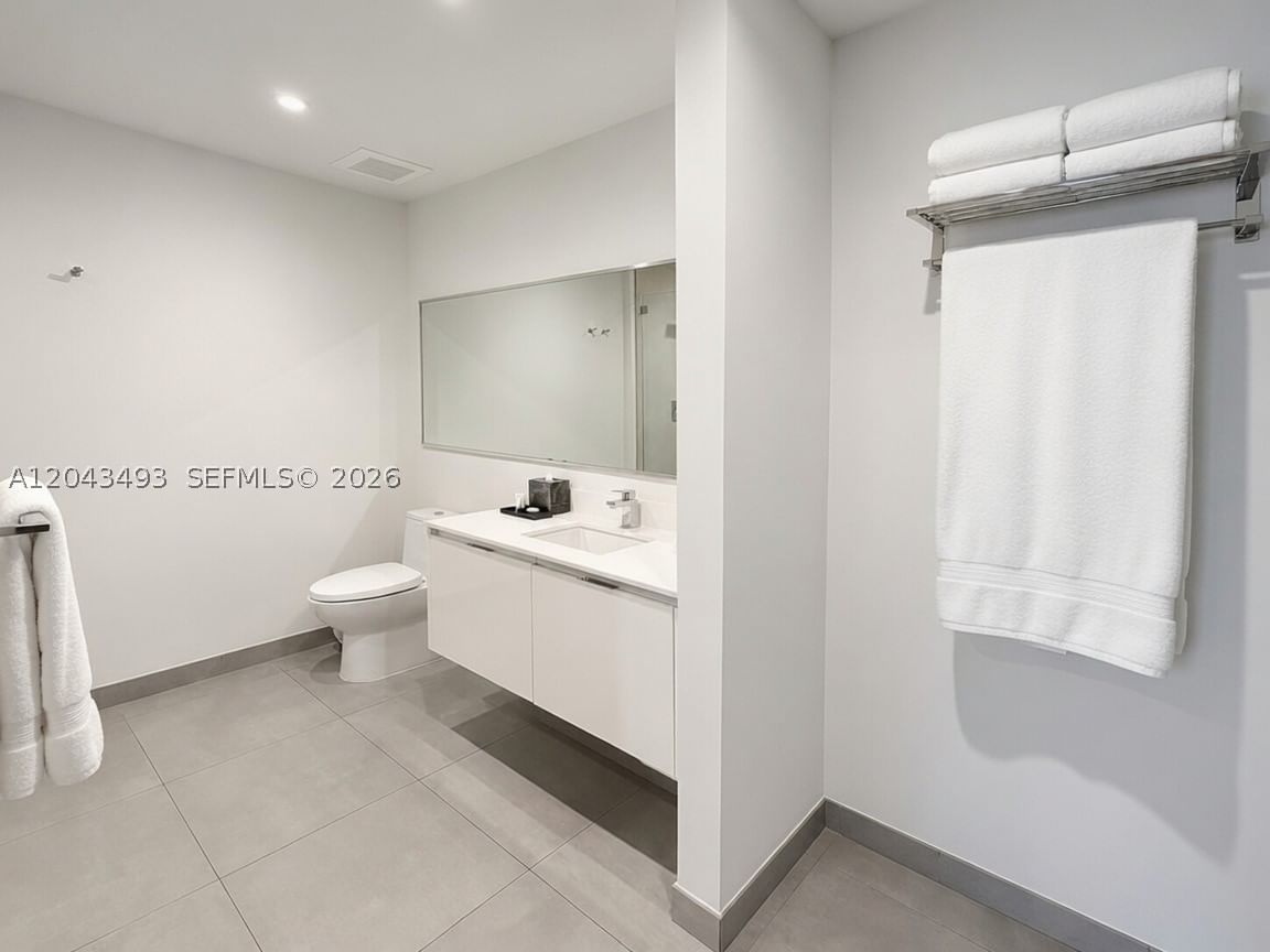 Real estate property located at 777 Ocean Dr N302, Broward, Costa Hollywood Condo, Hollywood, FL