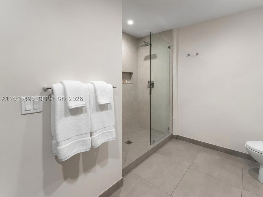 Real estate property located at 777 Ocean Dr N302, Broward, Costa Hollywood Condo, Hollywood, FL