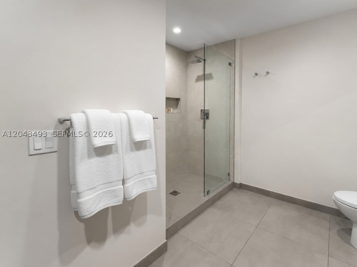 Real estate property located at 777 Ocean Dr N302, Broward, Costa Hollywood Condo, Hollywood, FL