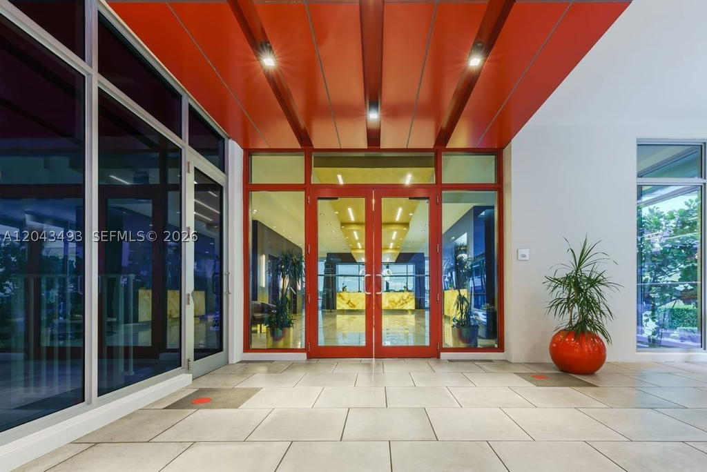 Real estate property located at 777 Ocean Dr N302, Broward, Costa Hollywood Condo, Hollywood, FL