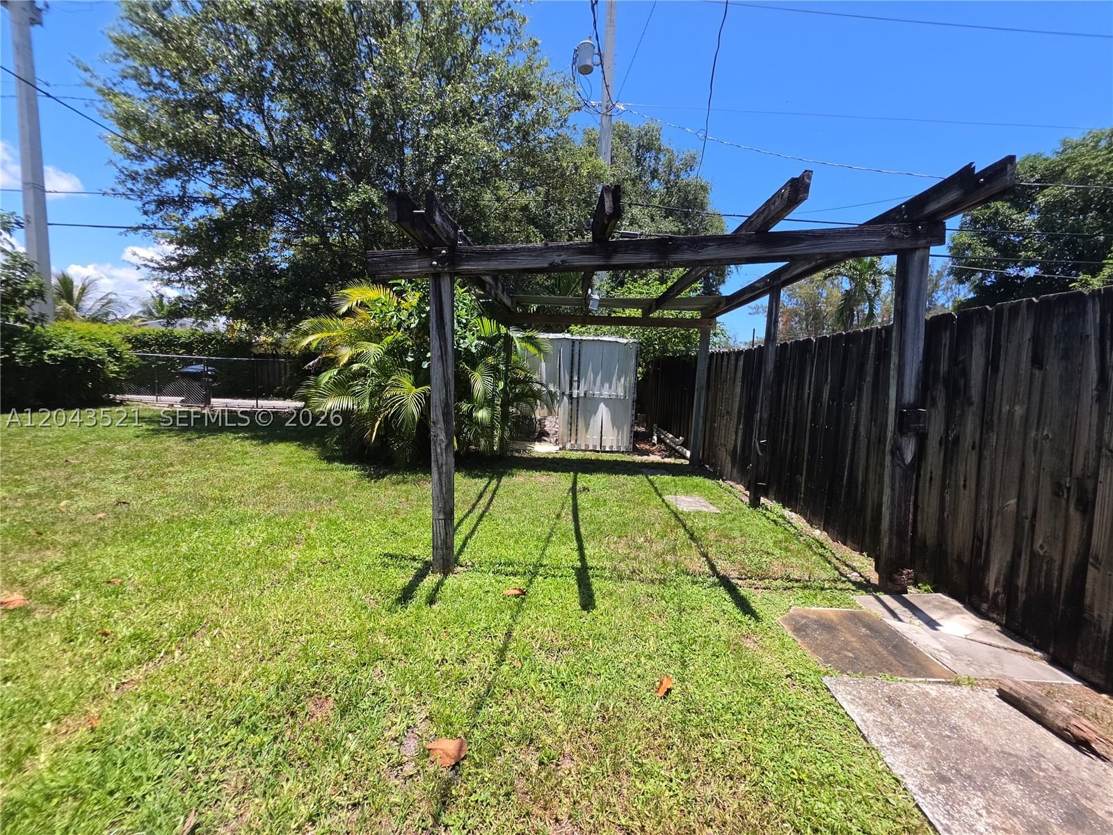 Real estate property located at 1215 182nd St, Miami-dade, Fulford By The Sea Rev Pl, North Miami Beach, FL