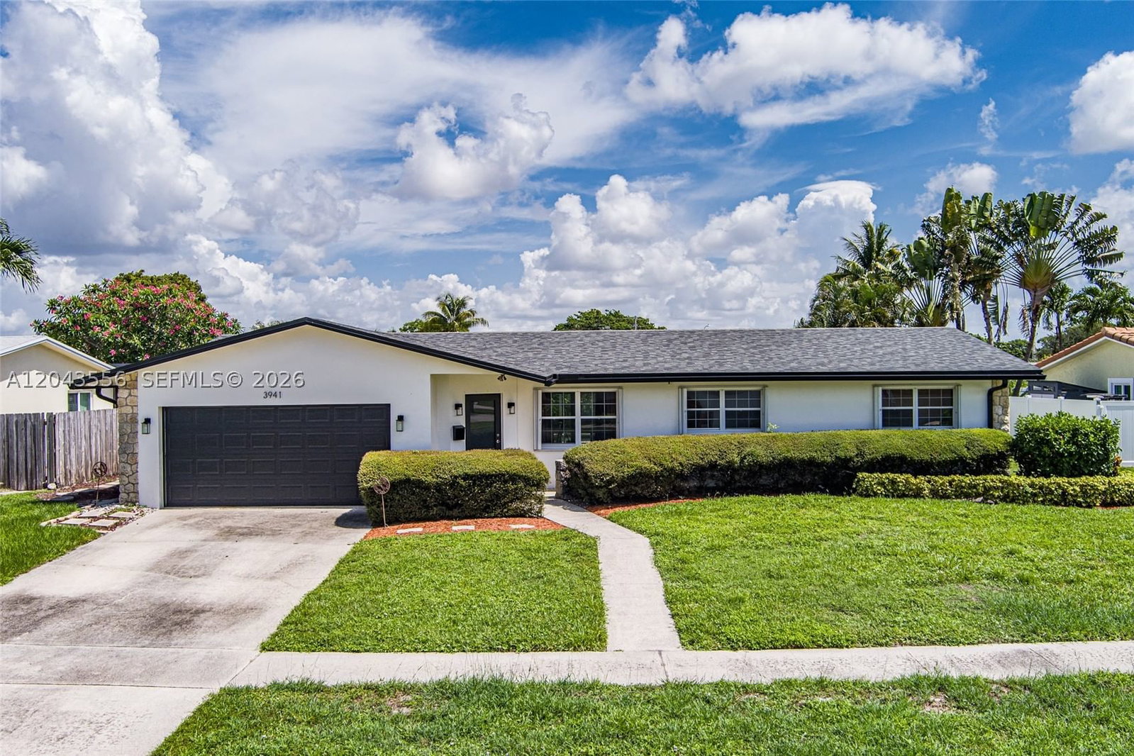 Real estate property located at 3941 4th Ct, Broward, Coconut Creek 10th Sec, Coconut Creek, FL