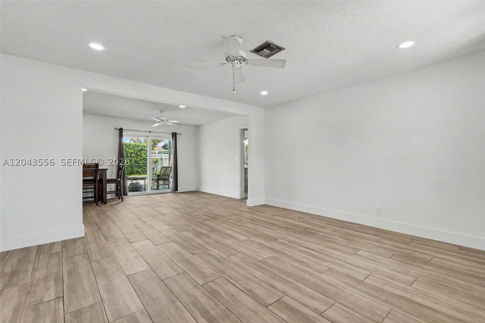 Real estate property located at 3941 4th Ct, Broward, Coconut Creek 10th Sec, Coconut Creek, FL