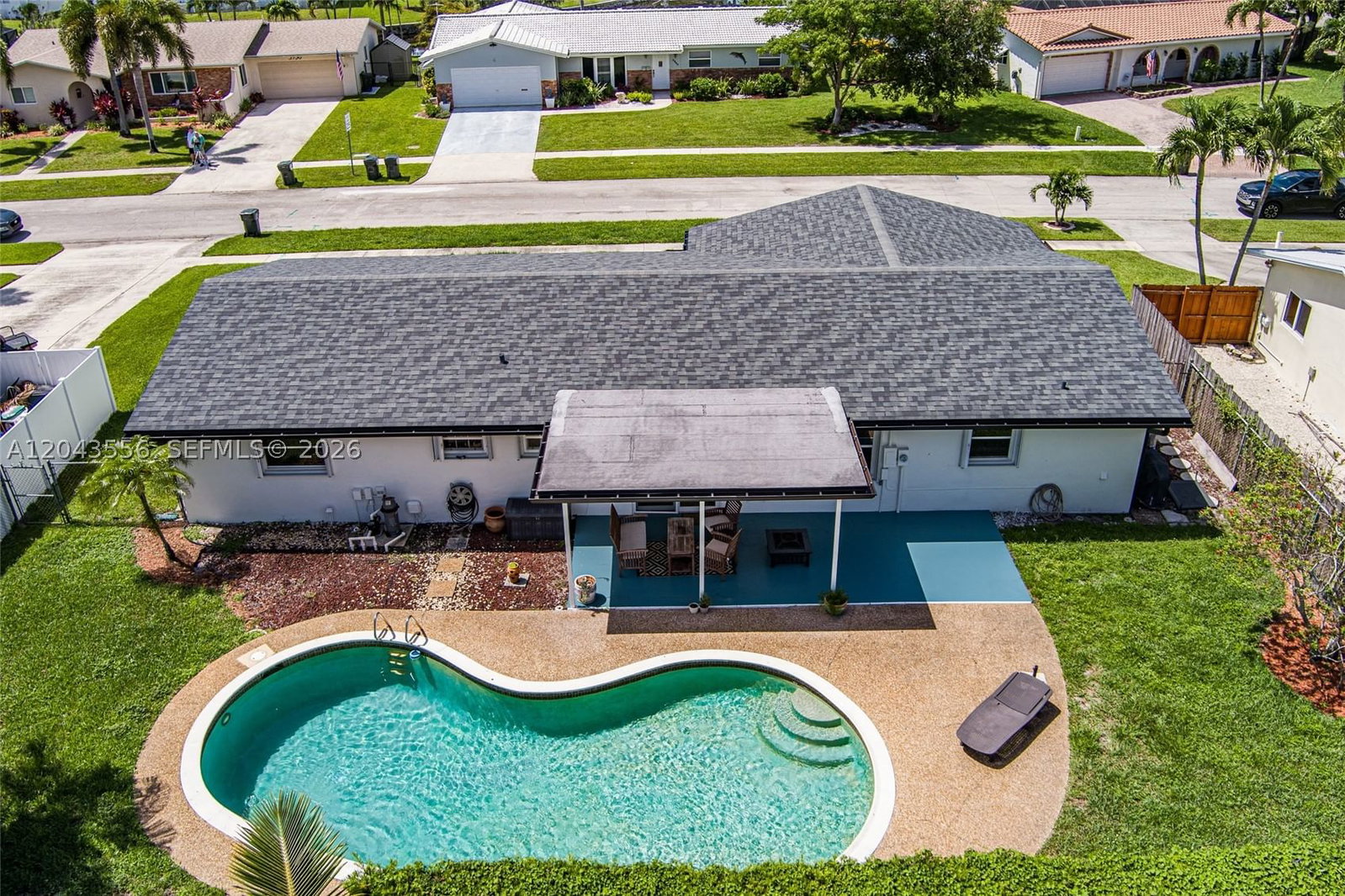 Real estate property located at 3941 4th Ct, Broward, Coconut Creek 10th Sec, Coconut Creek, FL