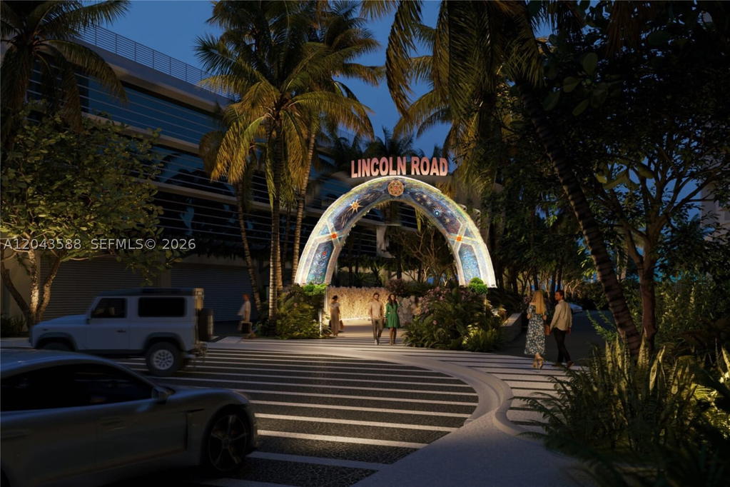 Real estate property located at 100 Lincoln Rd #306, Miami-dade, The Decoplage Condo, Miami Beach, FL