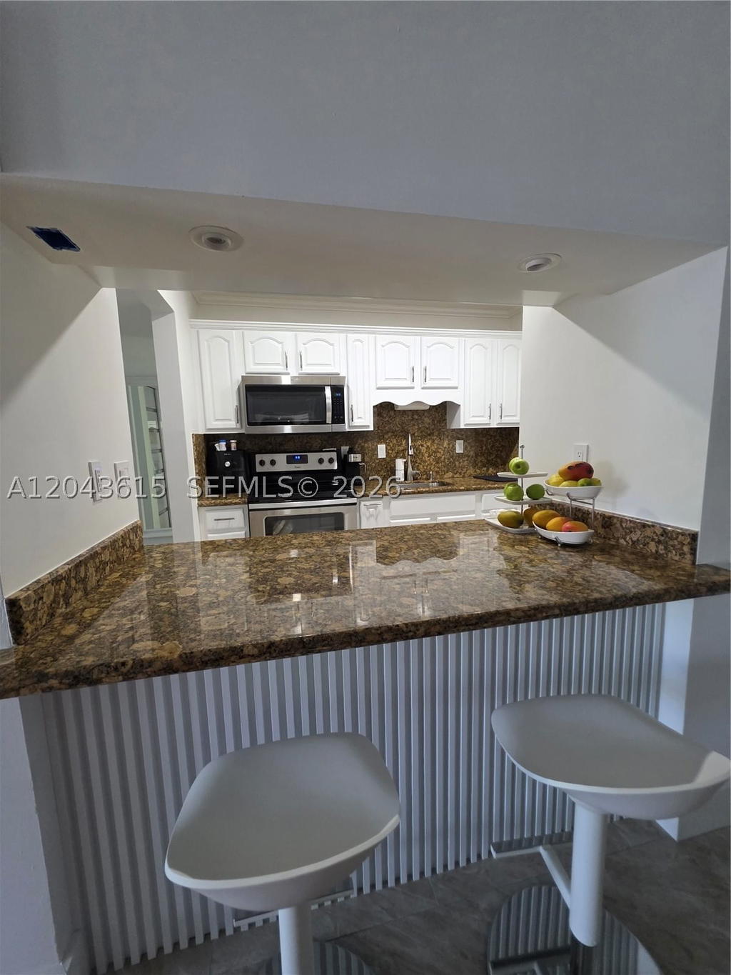 Real estate property located at 4670 13th Ln #206, Miami-dade, Westland South Condo, Hialeah, FL
