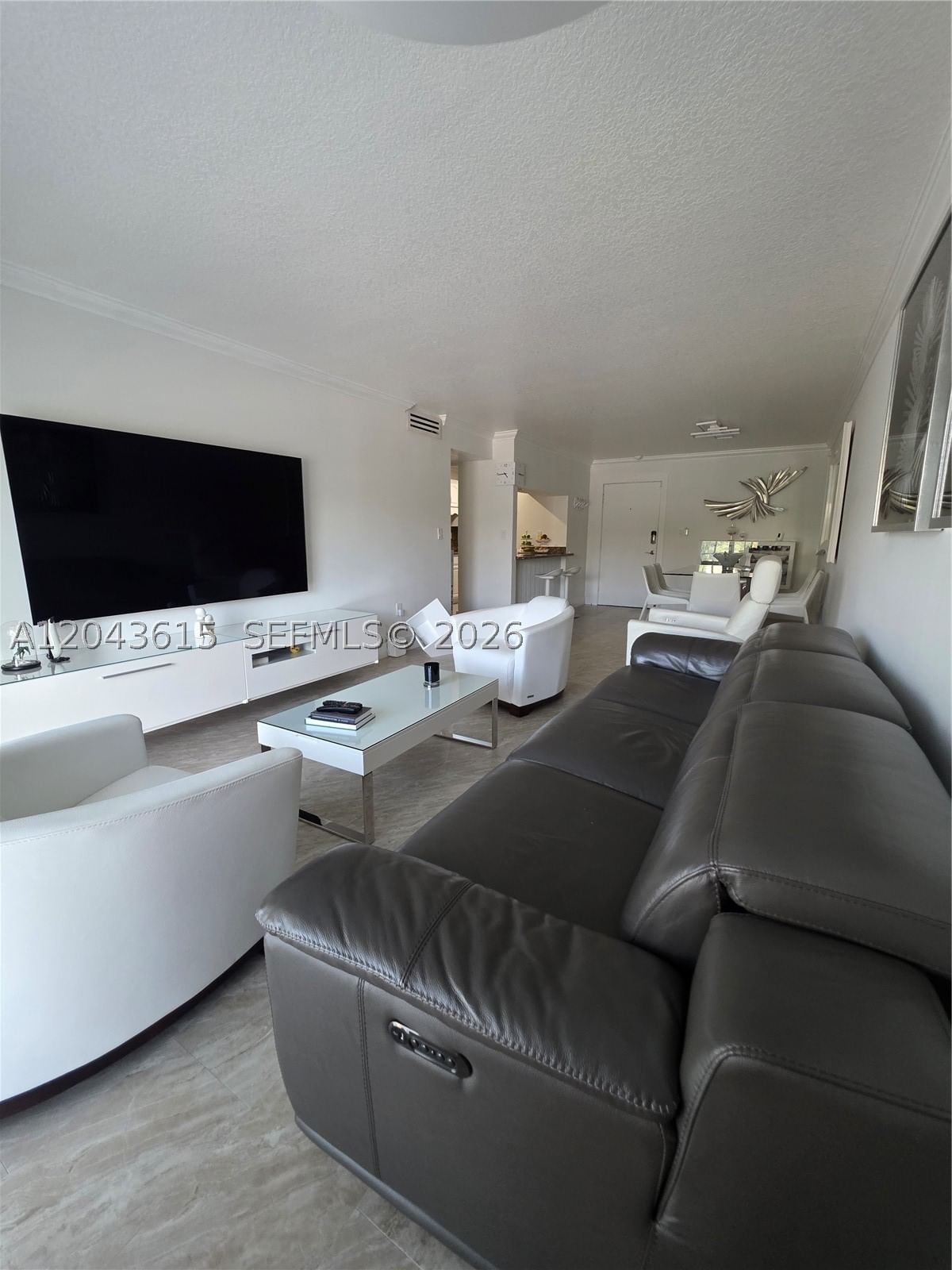 Real estate property located at 4670 13th Ln #206, Miami-dade, Westland South Condo, Hialeah, FL