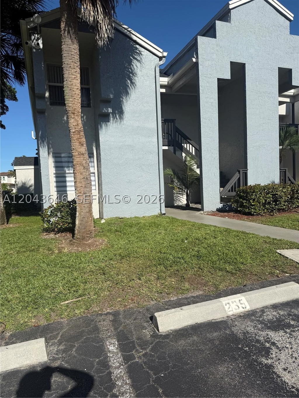 Real estate property located at 601 113th Way #601, Broward, Fairway Greens Condo Home, Pembroke Pines, FL