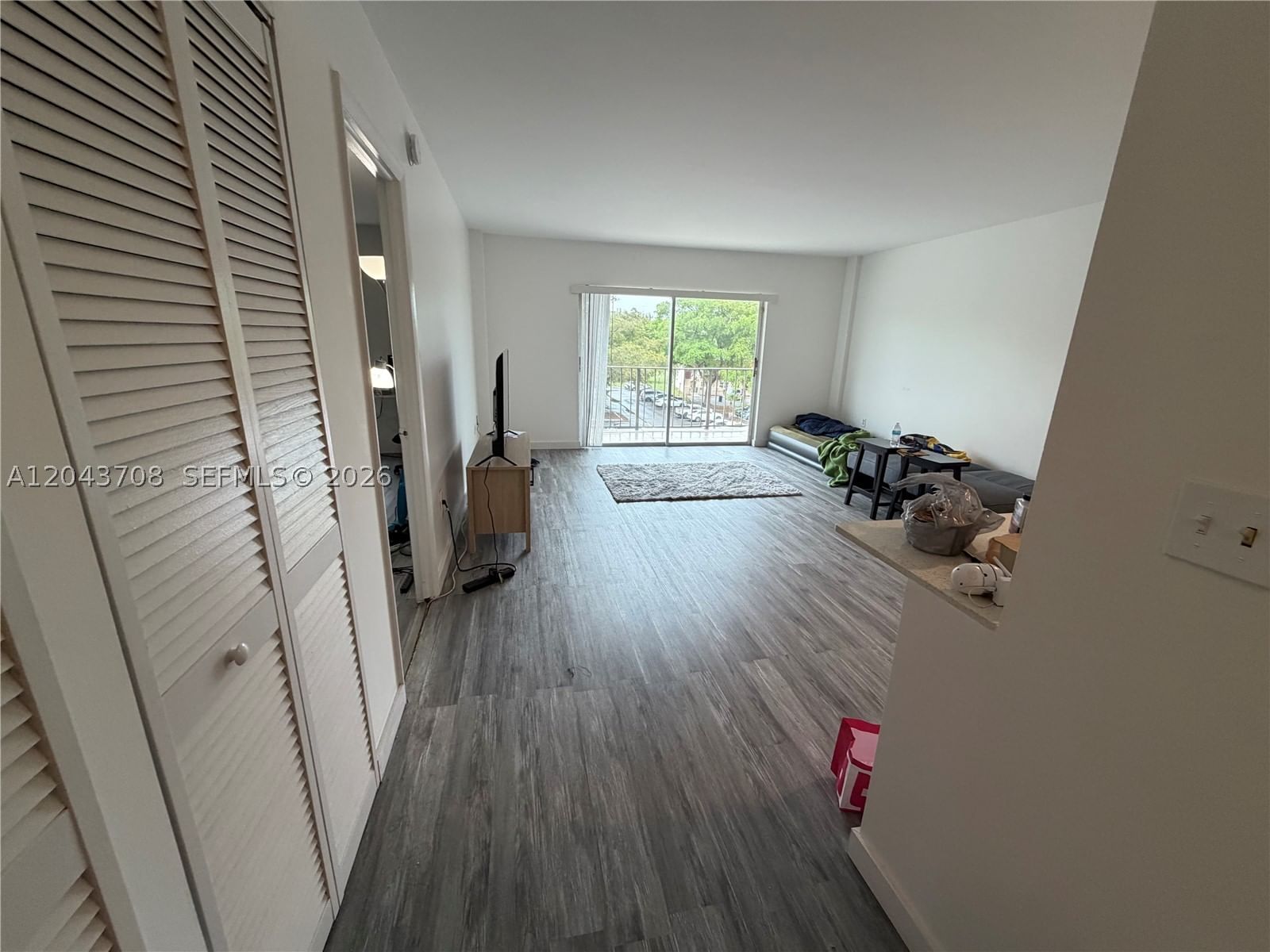Real estate property located at 4174 Inverrary Dr #408, Broward, Manors Of Inverrary Xi, Lauderhill, FL