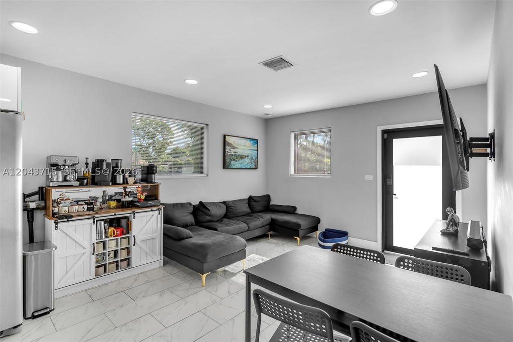Real estate property located at 15100 14th Ct, Miami-dade, Washington Park, North Miami Beach, FL