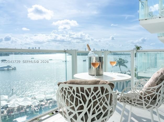 Real estate property located at 1100 West Ave #510, Miami-dade, 1100 West Condo, Miami Beach, FL