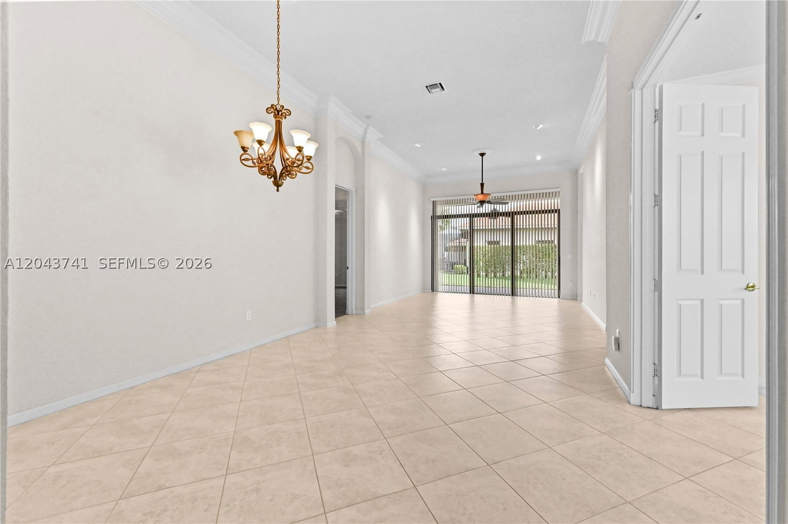 Real estate property located at 6823 Fabiano Cir, Palm Beach, Tivoli Lakes, Boynton Beach, FL