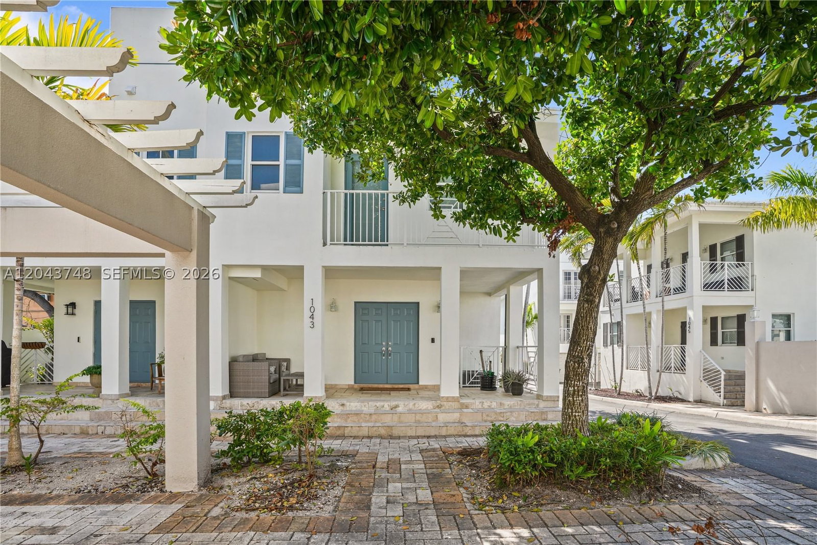 Real estate property located at 1043 9th Ct F-1, Miami-dade, Roads End Village Condo, Miami, FL