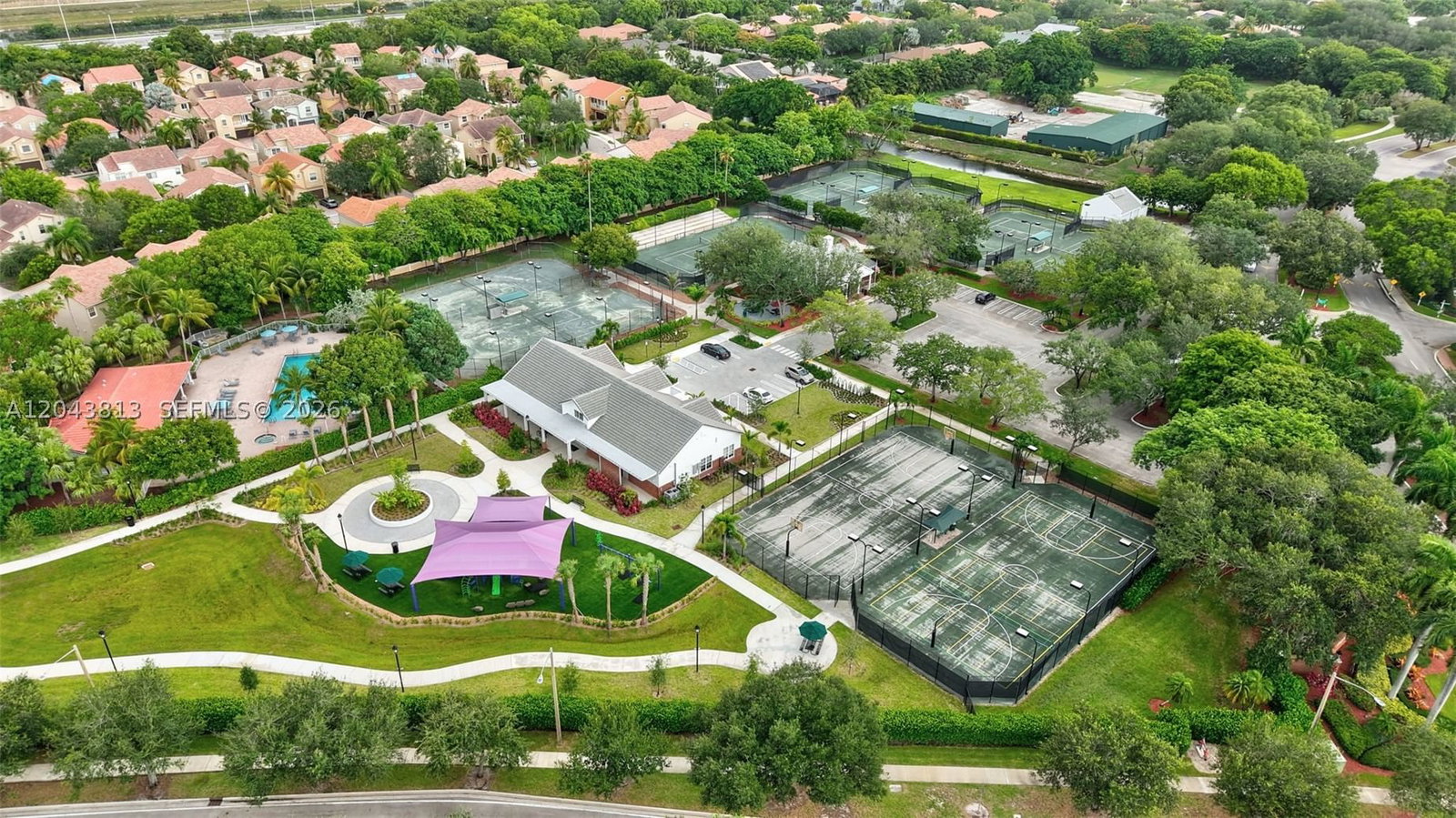 Real estate property located at 12442 10th Ct C-14, Broward, Eagle Trace, Coral Springs, FL