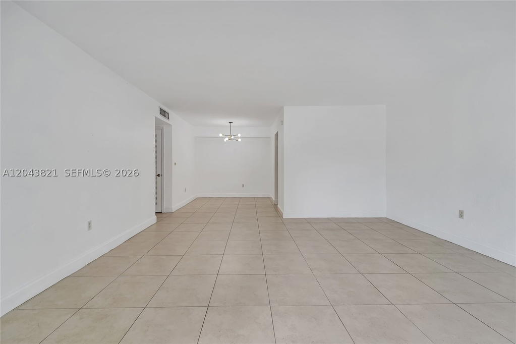 Real estate property located at 1205 Mariposa Ave #307, Miami-dade, Villa Capri Condo, Coral Gables, FL