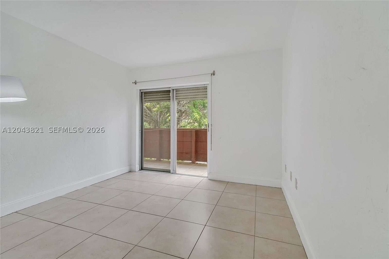 Real estate property located at 1205 Mariposa Ave #307, Miami-dade, Villa Capri Condo, Coral Gables, FL