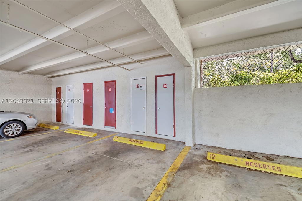Real estate property located at 1205 Mariposa Ave #307, Miami-dade, Villa Capri Condo, Coral Gables, FL