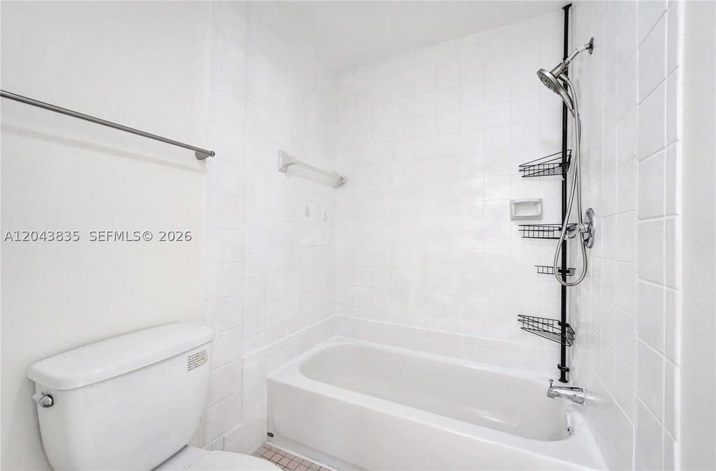 Real estate property located at 9220 14th St #272, Broward, Westview Condominium No F, Pembroke Pines, FL