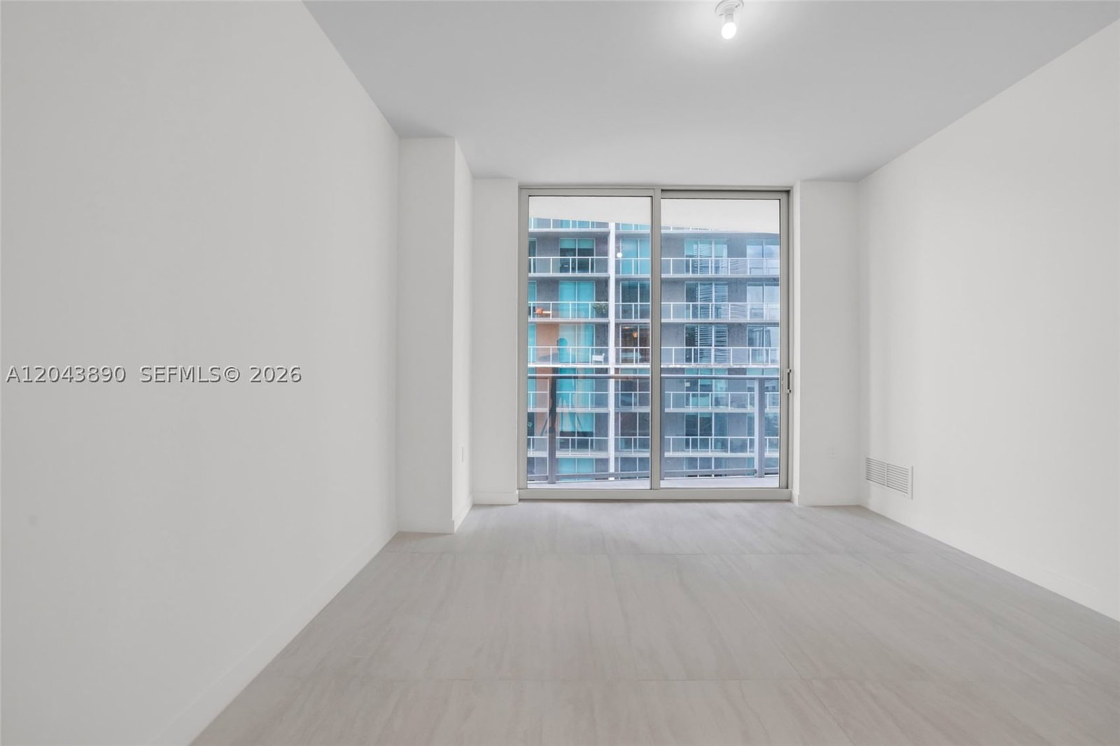 Real estate property located at 77 SE 5th Street #1708, Miami-dade, Viceroy Brickell, Miami, FL