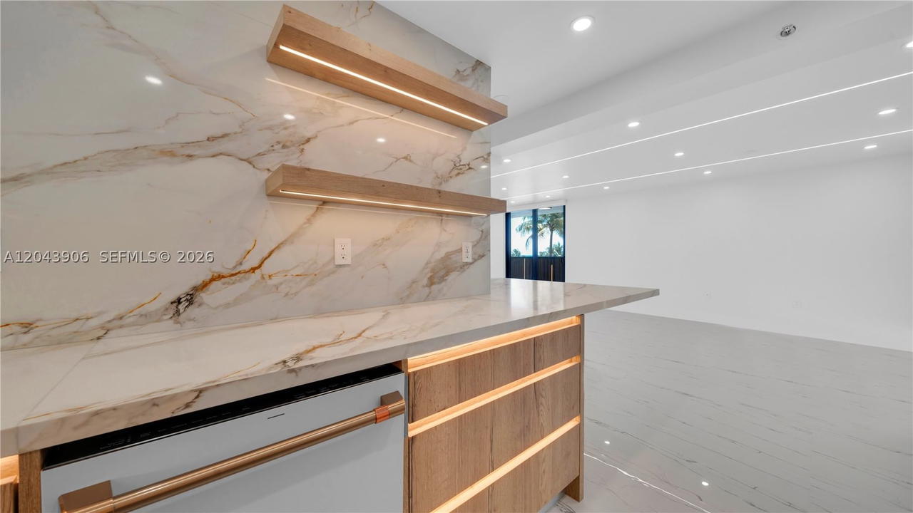 Real estate property located at 1623 Collins Ave #415, Miami-dade, The Georgian Condo, Miami Beach, FL