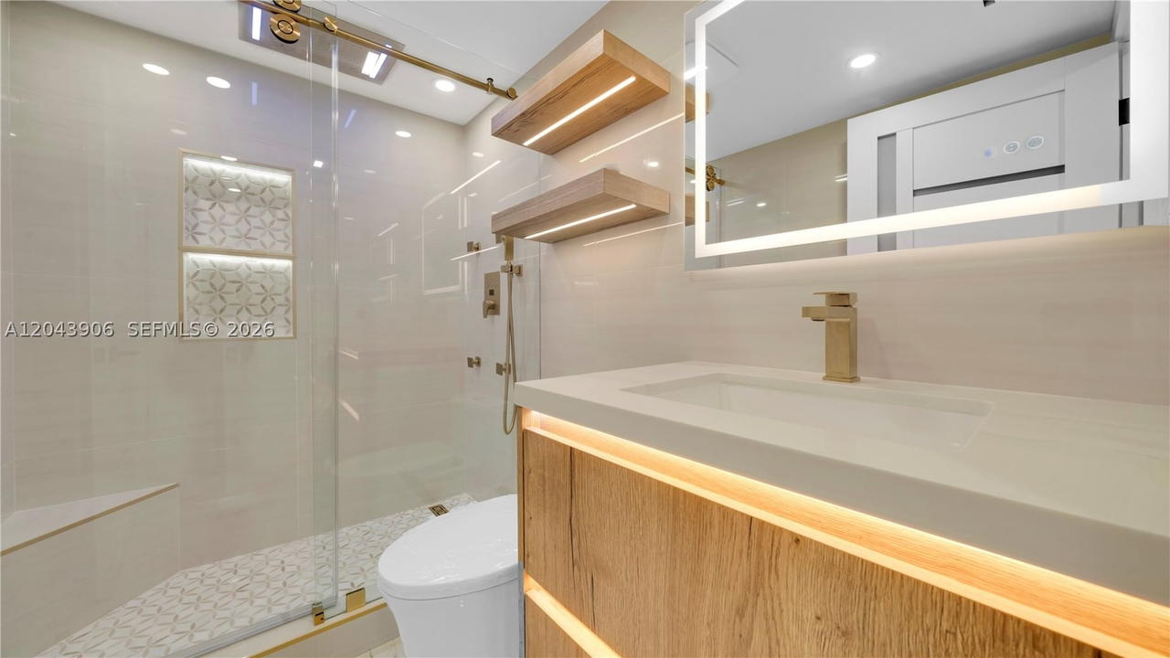 Real estate property located at 1623 Collins Ave #415, Miami-dade, The Georgian Condo, Miami Beach, FL