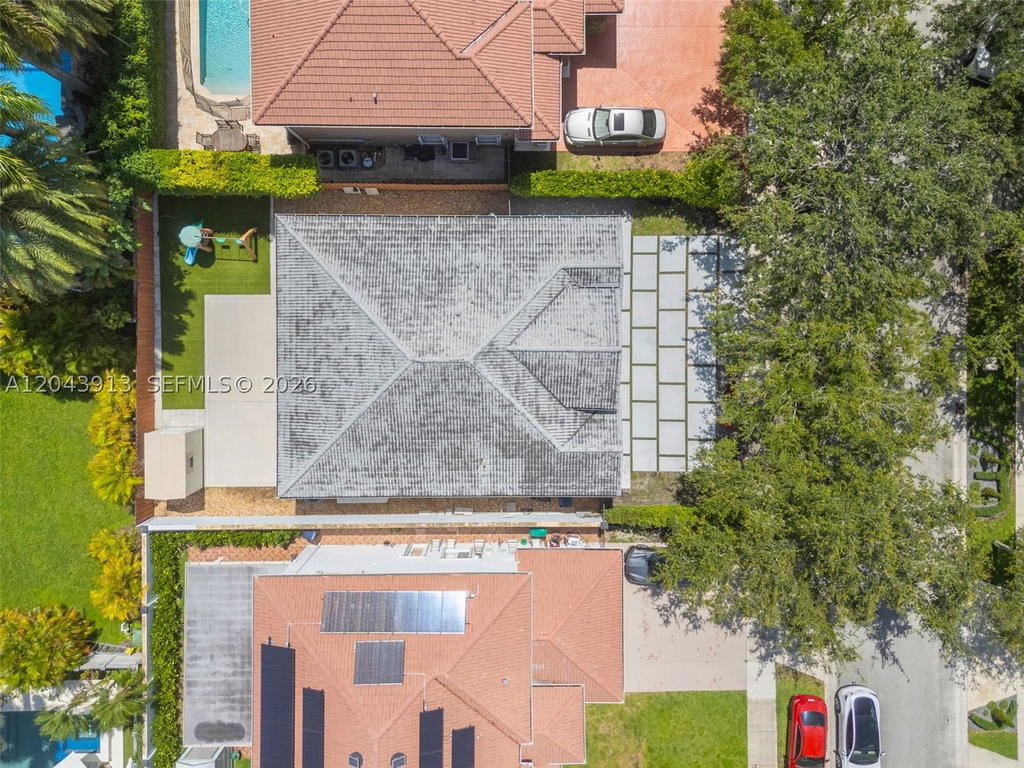 Real estate property located at 8757 139 Ter, Miami-dade, Florinda Estates, Miami Lakes, FL