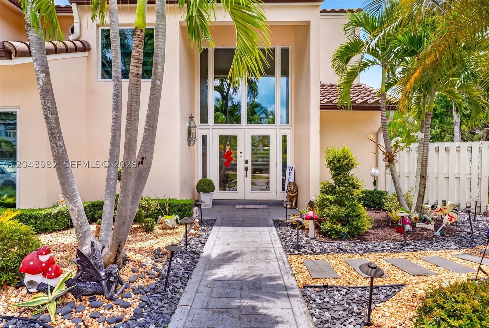 Real estate property located at 962 93rd Ter, Broward, Jacaranda Villas, Plantation, FL