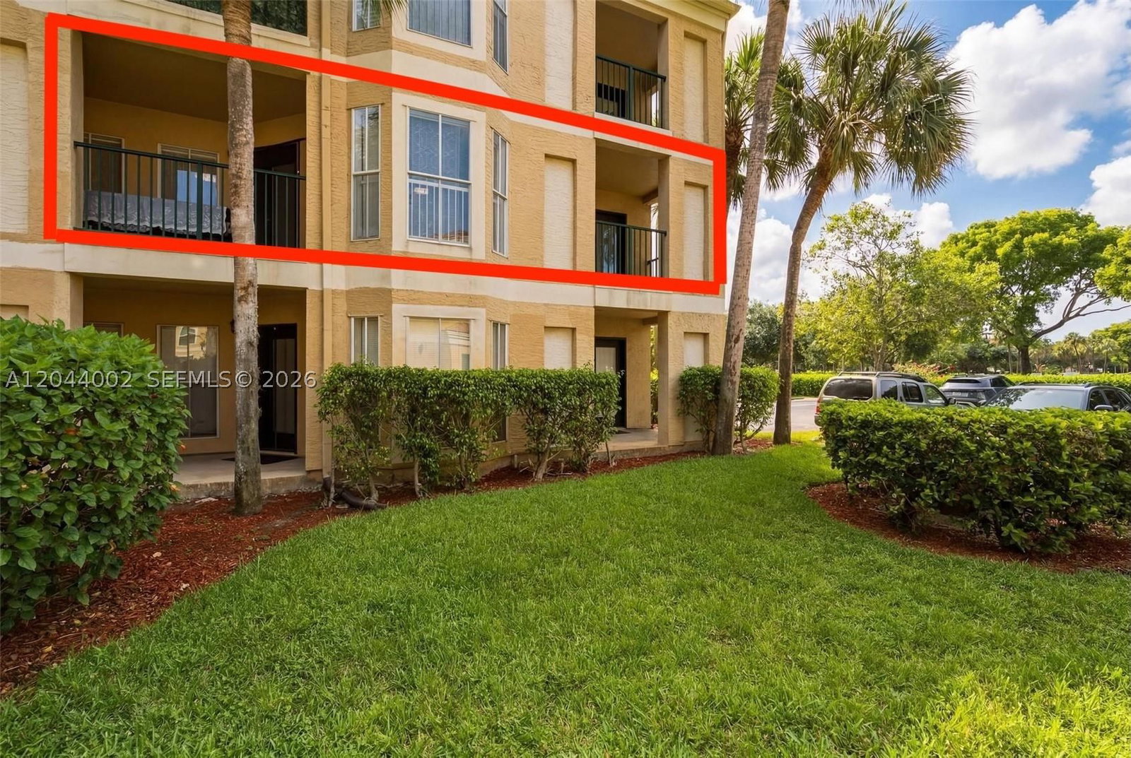 Real estate property located at 977 Riverside Dr #220, Broward, Savannah At Riverside Con, Coral Springs, FL
