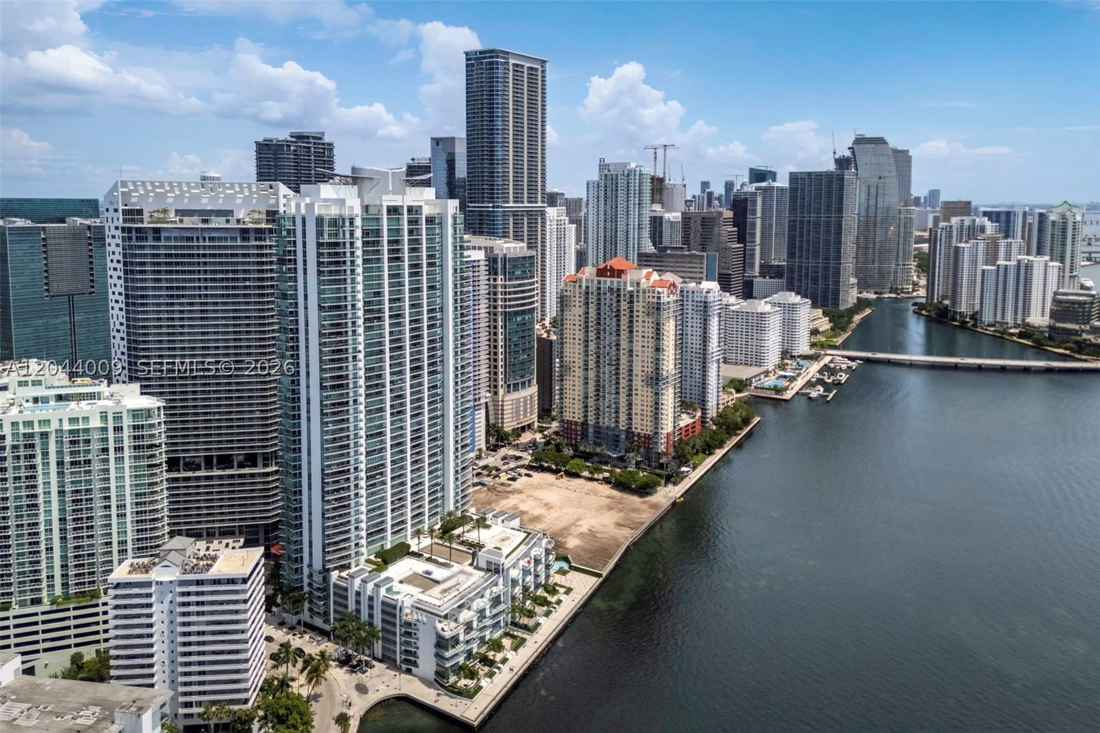 Real estate property located at 1331 Brickell Bay Dr #904, Miami-dade, Jade Residences At Bricke, Miami, FL