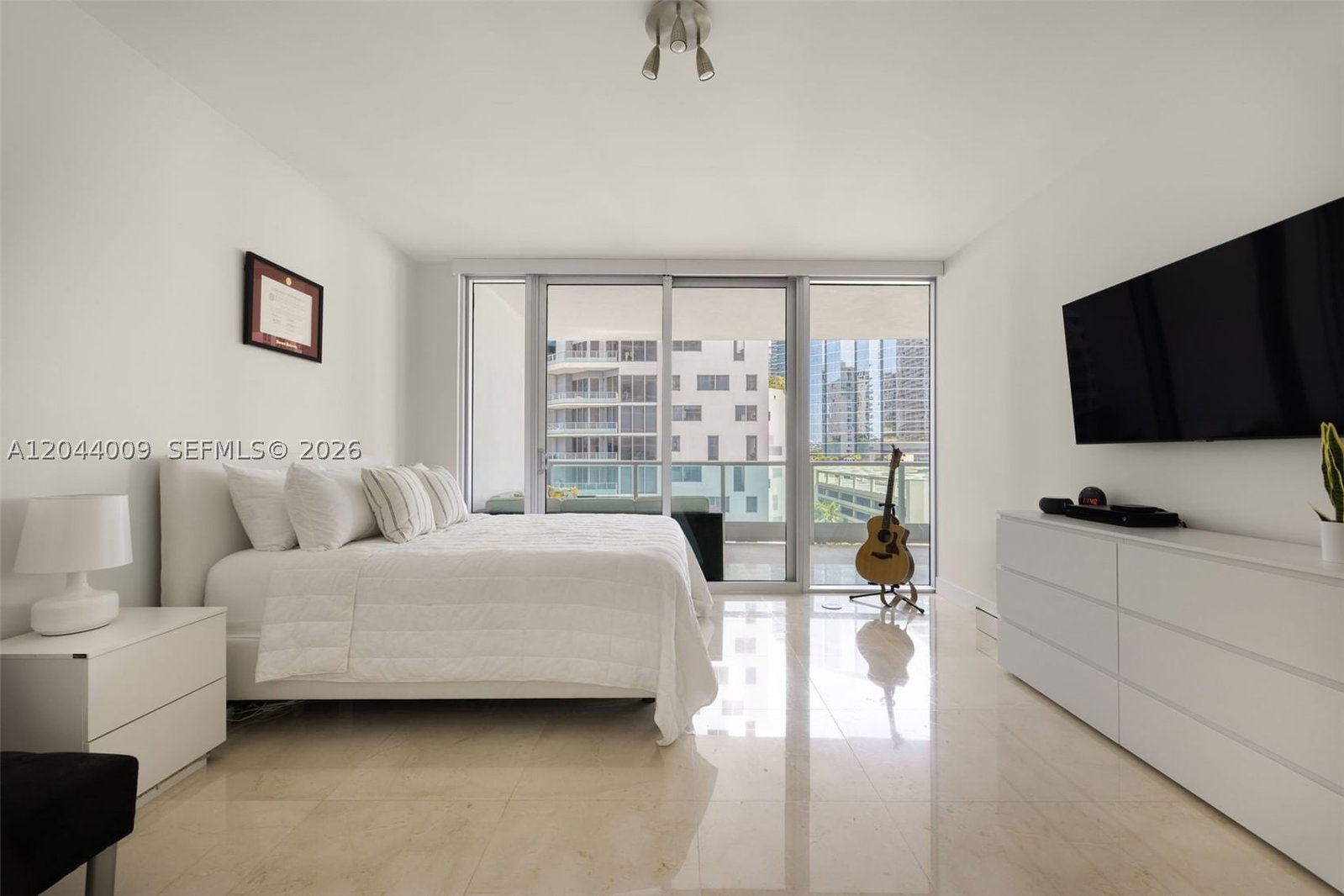 Real estate property located at 1331 Brickell Bay Dr #904, Miami-dade, Jade Residences At Bricke, Miami, FL
