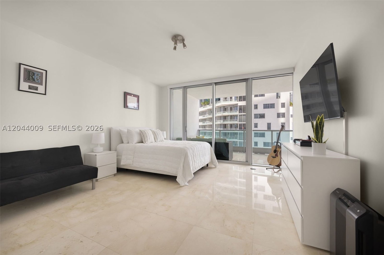 Real estate property located at 1331 Brickell Bay Dr #904, Miami-dade, Jade Residences At Bricke, Miami, FL