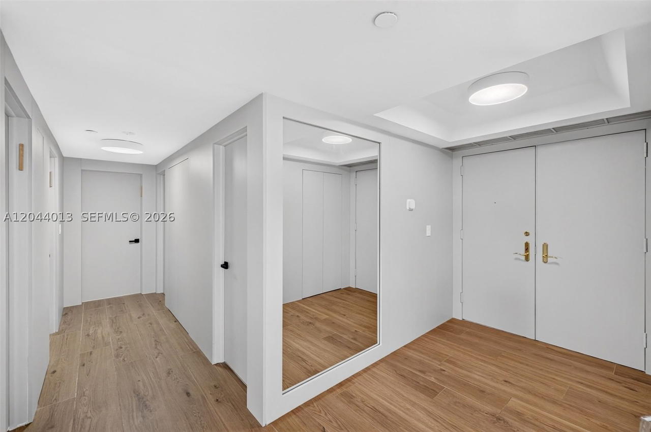 Real estate property located at 20281 Country Club Dr #407, Miami-dade, Hamptons West Condo, Aventura, FL