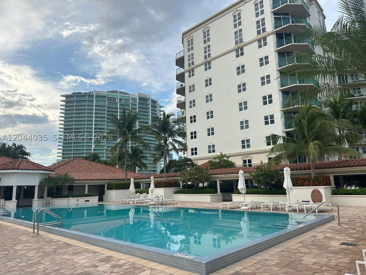 Real estate property located at 20000 Country Club Dr #108, Miami-dade, Turnberry Vlg No Tower, Aventura, FL
