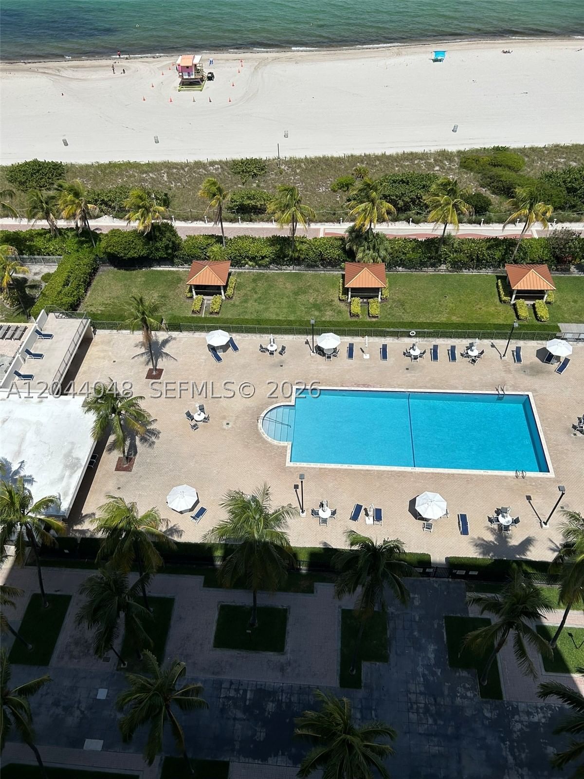 Real estate property located at 2625 Collins Ave #1805, Miami-dade, Oceanfront Plaza Condo, Miami Beach, FL