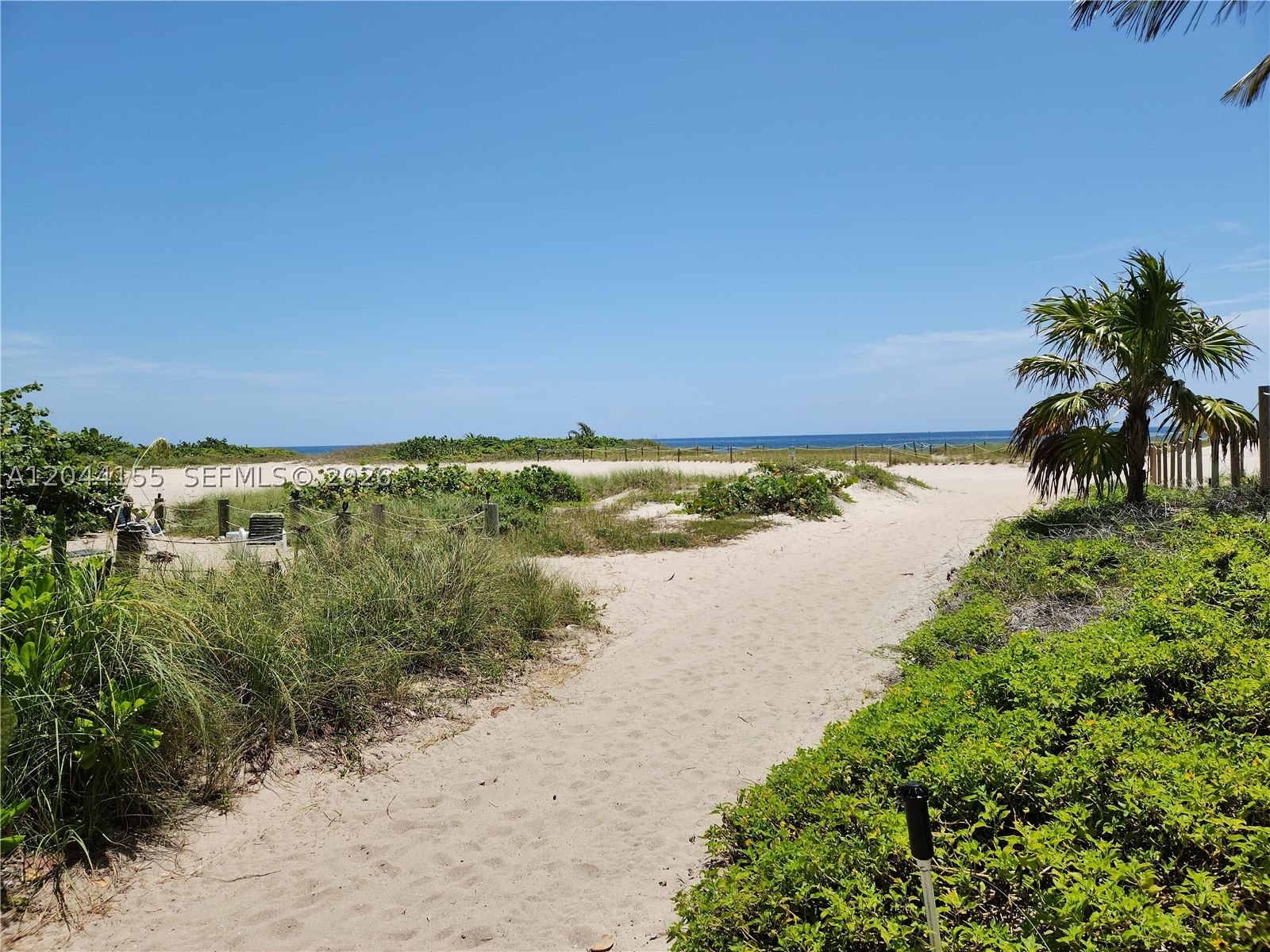 Real estate property located at 1009 Ocean Blvd #411, Broward, Tradewinds Of Pompano Con, Pompano Beach, FL