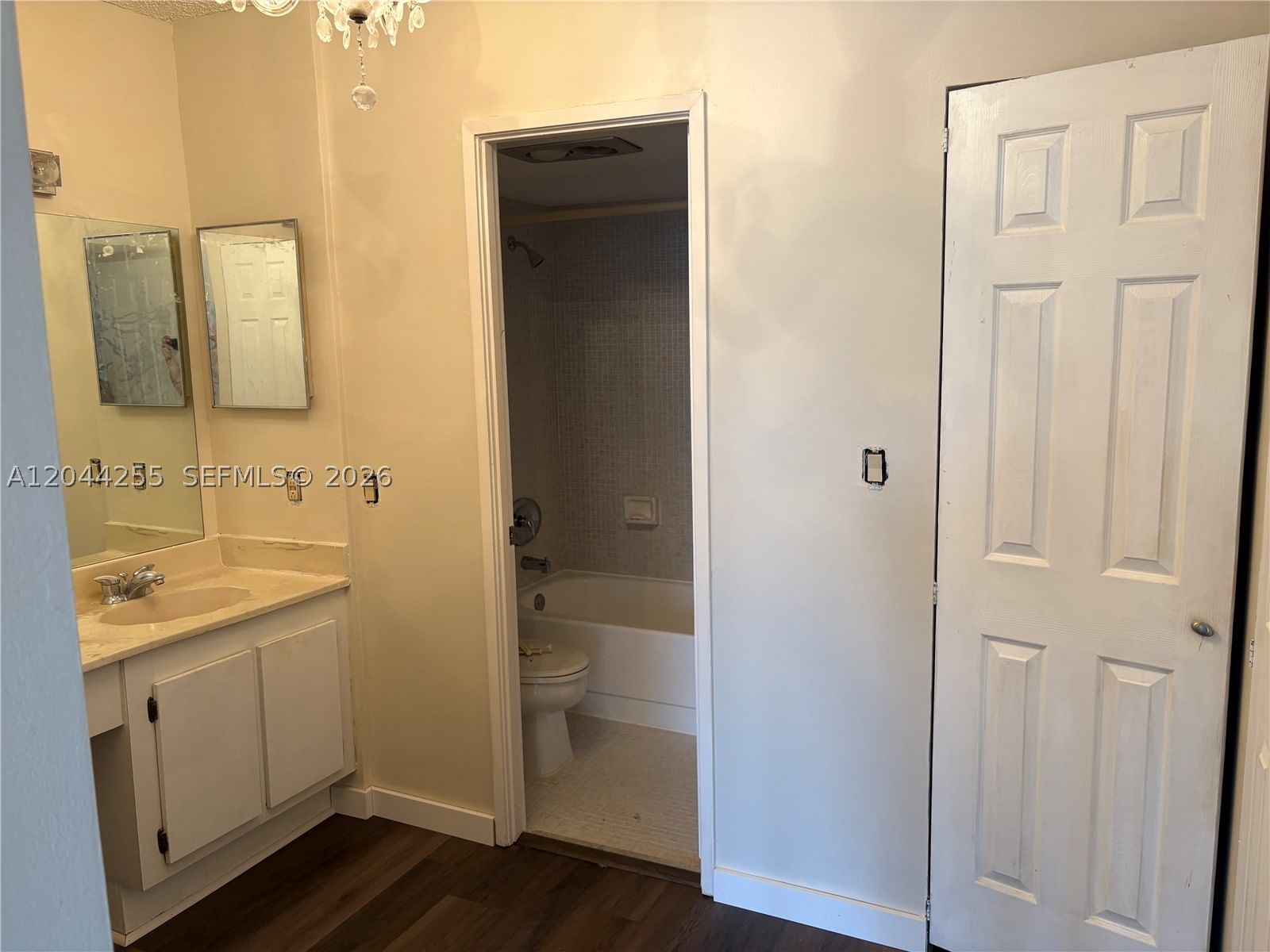 Real estate property located at 3701 Country Club Dr #207, Miami-dade, Flamenco Condo Tower Ii, Aventura, FL