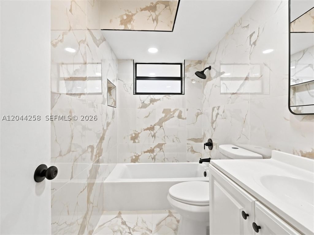 Real estate property located at 3246 Buchanan St, Broward, Orangebrook Golf Estates, Hollywood, FL