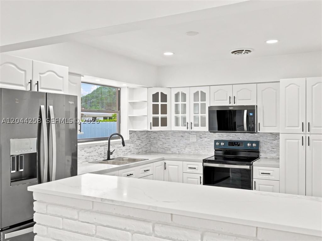 Real estate property located at 3246 Buchanan St, Broward, Orangebrook Golf Estates, Hollywood, FL