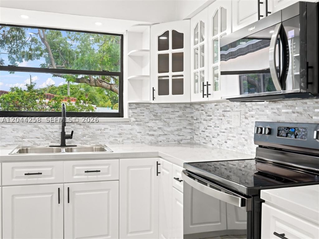 Real estate property located at 3246 Buchanan St, Broward, Orangebrook Golf Estates, Hollywood, FL