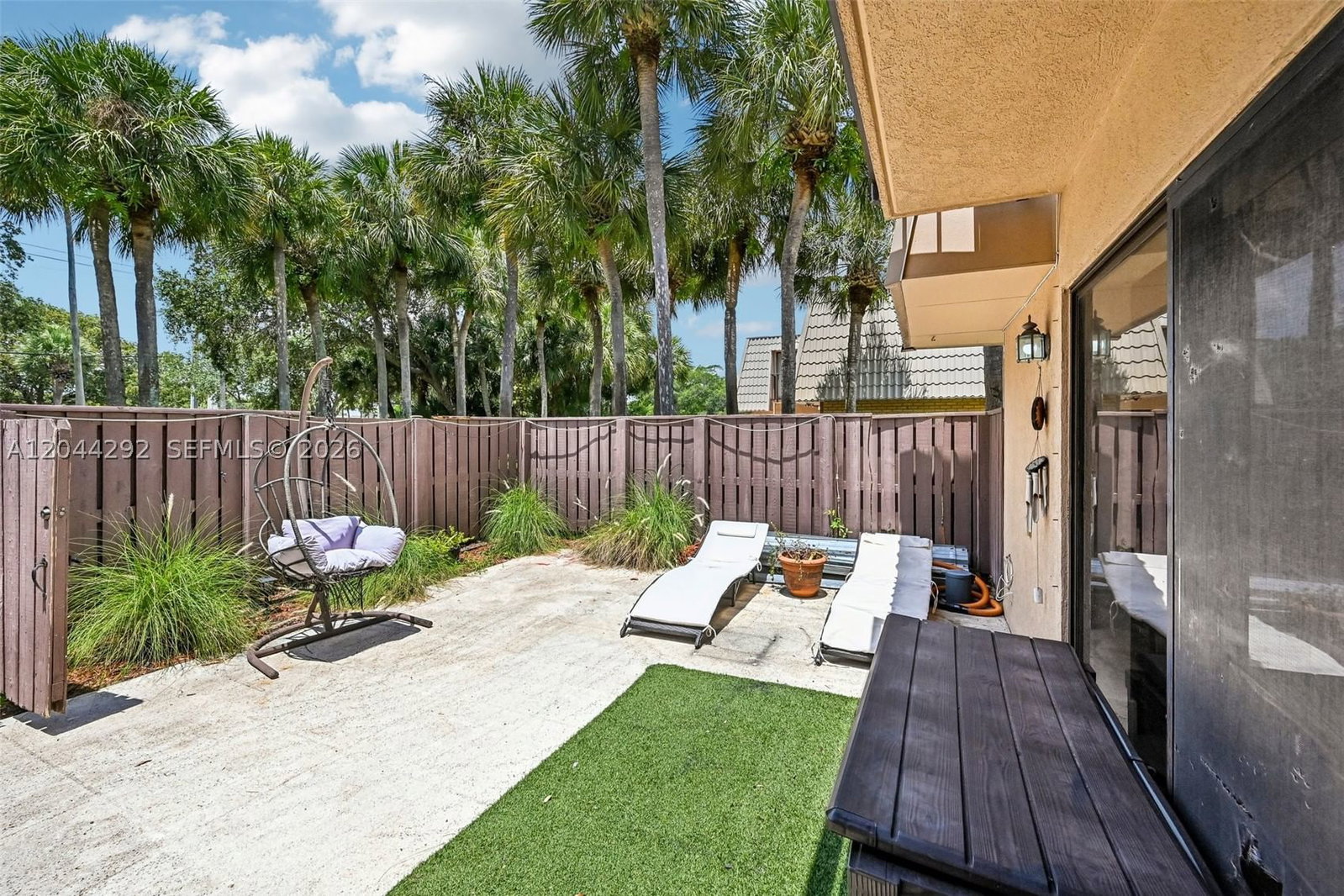 Real estate property located at 5016 50th Way, Palm Beach, Village Of Sandalwood Lak, West Palm Beach, FL