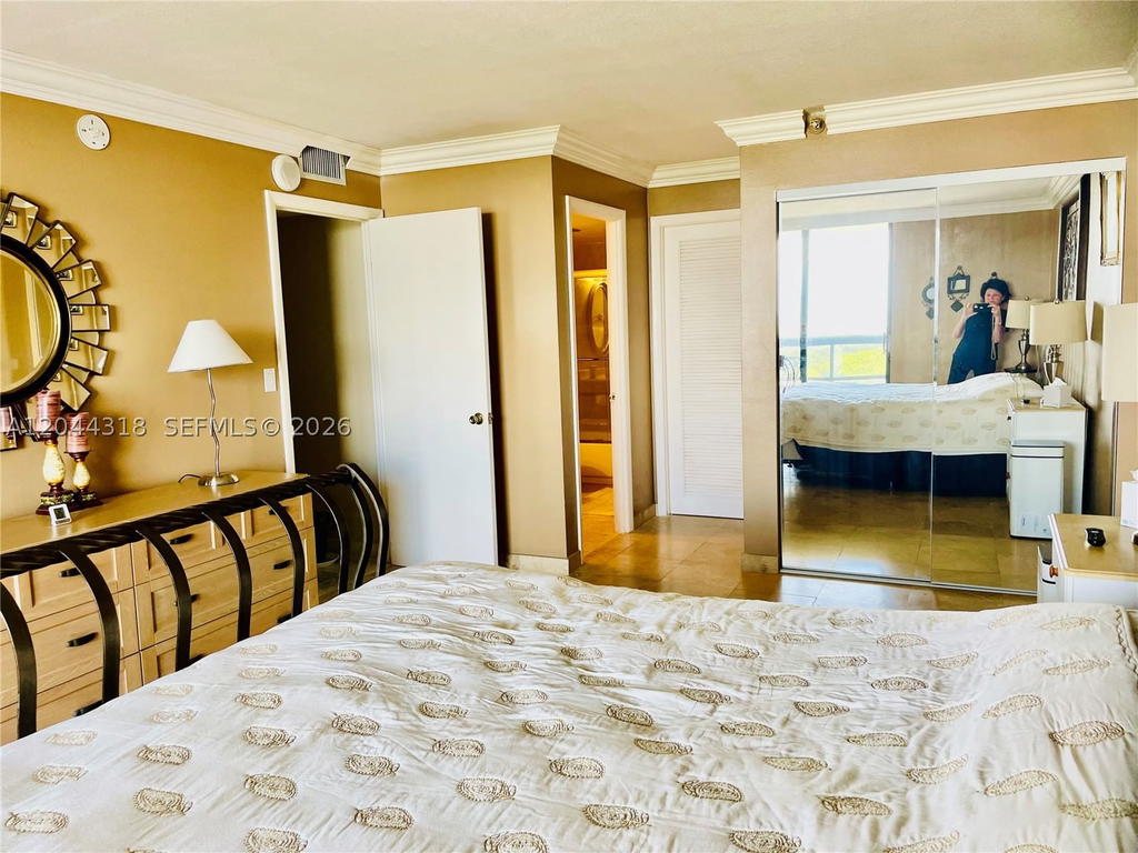Real estate property located at 2555 Collins Ave #2006, Miami-dade, Club Atlantis Condo, Miami Beach, FL