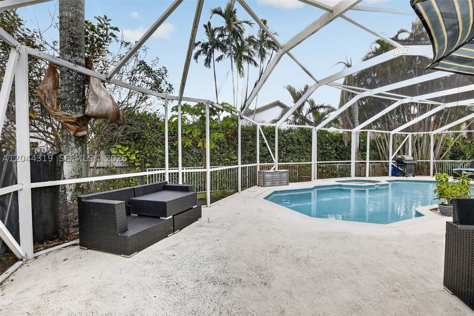 Real estate property located at 19322 11th St, Broward, Ameritrail Section Two, Pembroke Pines, FL