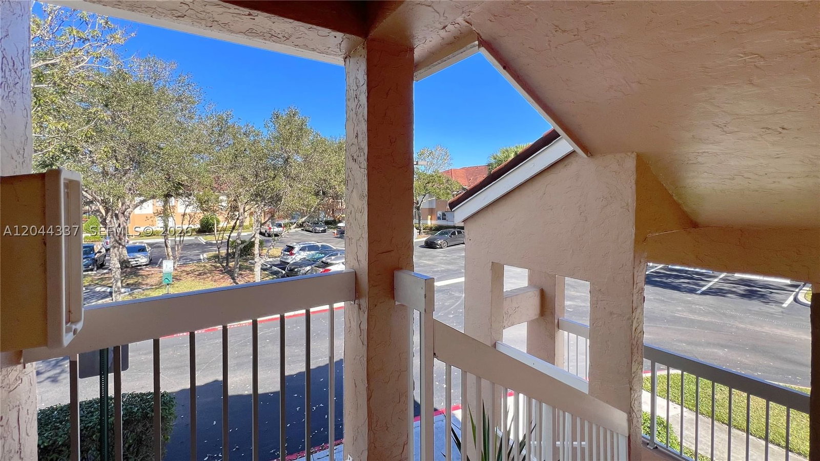 Real estate property located at 757 92nd Ave #757, Broward, Colonnades Condo, Plantation, FL
