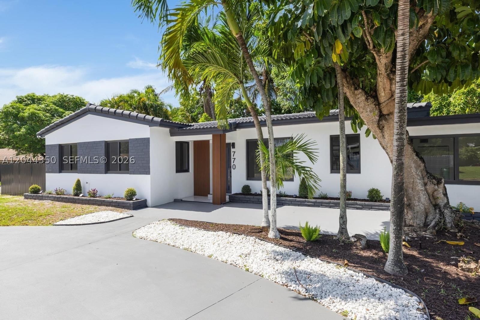 Real estate property located at 770 160th St, Miami-dade, Pleasant Village, Miami, FL