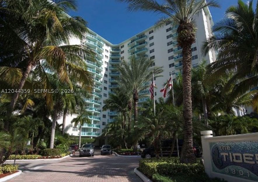 Real estate property located at 3901 Ocean Dr #10X, Broward, Tides On Hollywood Beach, Hollywood, FL