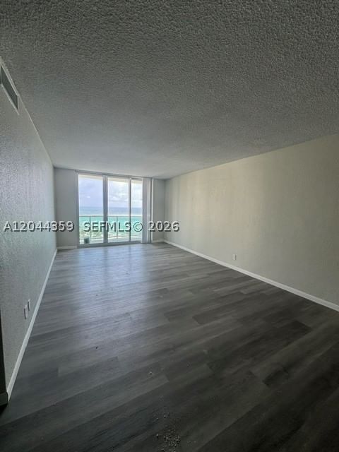 Real estate property located at 3901 Ocean Dr #10X, Broward, Tides On Hollywood Beach, Hollywood, FL